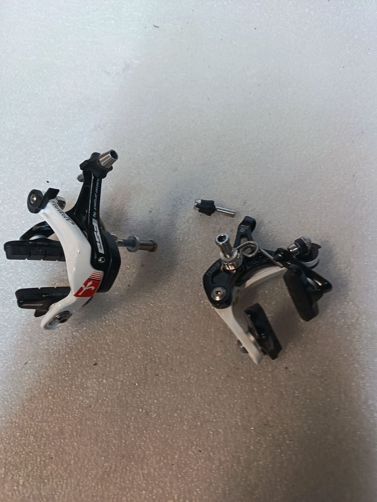 Used Fsa Gossamer Pro Caliper Set 2025 bike — image 3 of 5