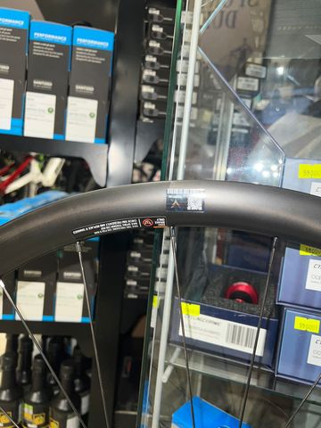 Used Velomann Ruote Palladium 33mm carbonio bike — image 3 of 6