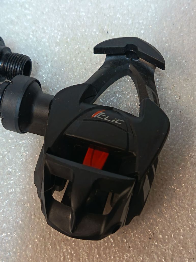 Used Time Iclic Carbone Flex Pedals 2025 bike — image 2 of 4