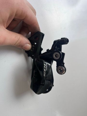 Shimano 105 Rear Derailleur Drivetrain & Pedals usato