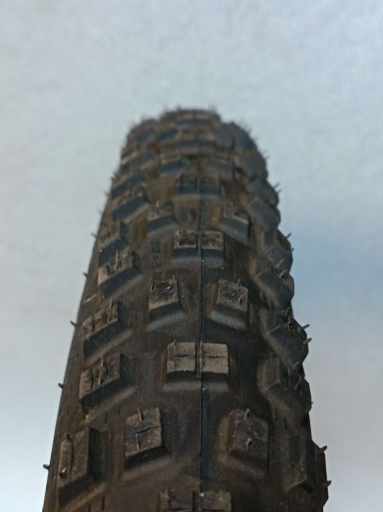 Used Schwalbe Nobby Nic 29x2.35 2025 bike — image 3 of 5