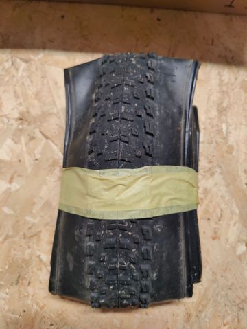 Maxxis Rekon 29 x 2.25 Tyres & Tubes d'occasion