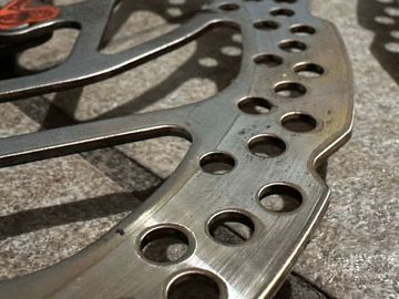 Używany Shimano RT30 180mm Brake Rotors Pair bike — zdjęcie 3 z 3
