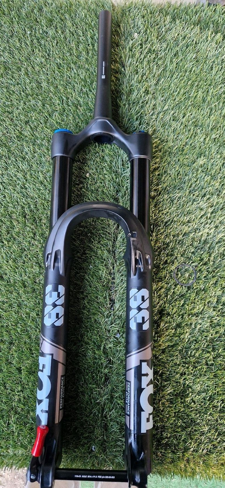 Fox 38 float 170 performance élite grip2 29p 2023 bike usato — immagine 2 di 6
