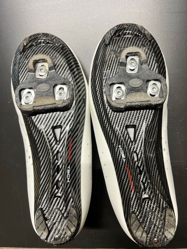 Used 2023 Ekoi r4 bike — image 5 of 5