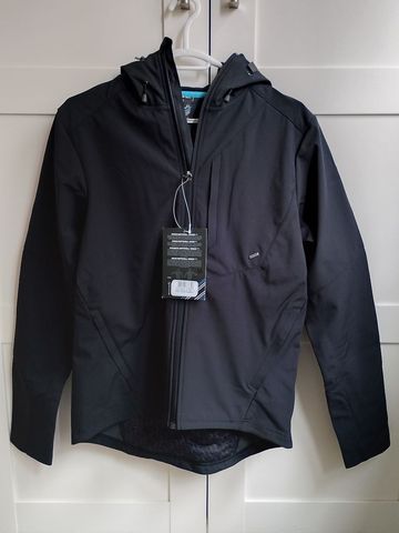 Używany Endura Urban Softshell Jacket bike — zdjęcie 1 z 6