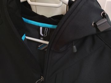 Używany Endura Urban Softshell Jacket bike — zdjęcie 3 z 6