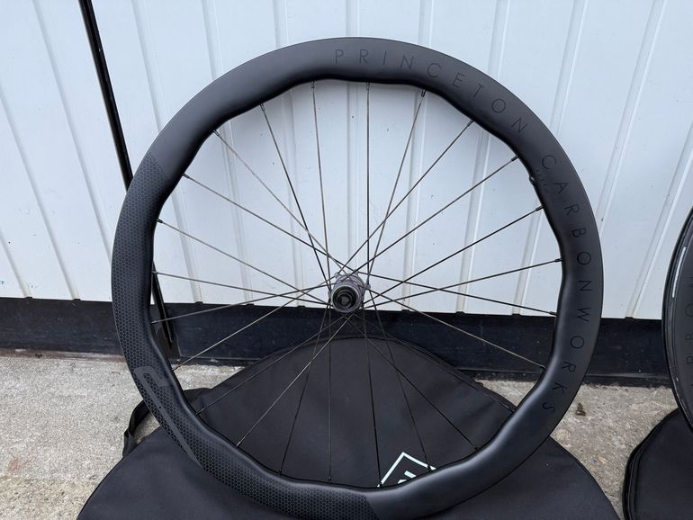Used 2024 Peak 4550 Evolution Disc Wheelset bike — image 4 of 6