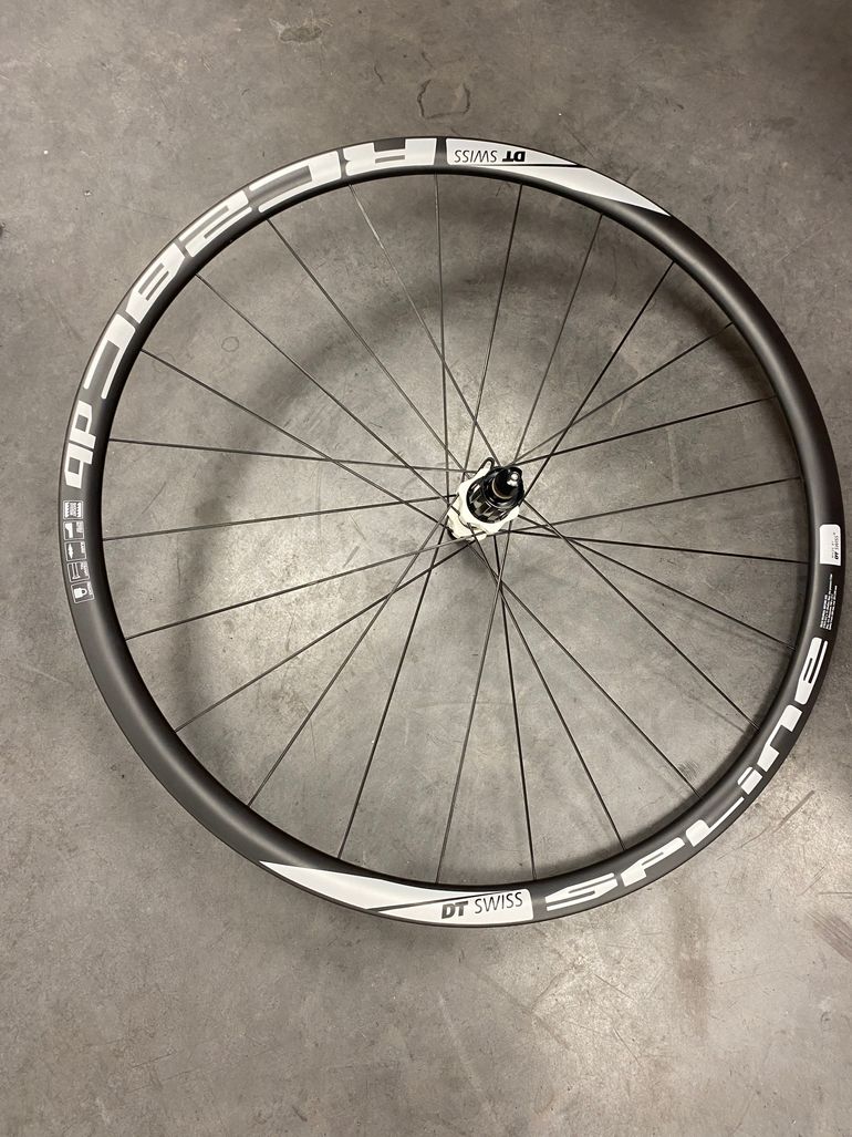 Used Dt Swiss RC28 Spline C bike — image 3 of 4