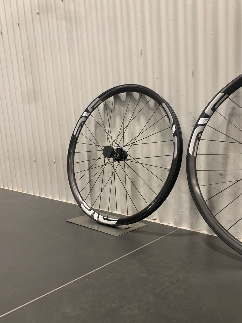 ENVE M730 2025 bike d'occasion — image 1 sur 8