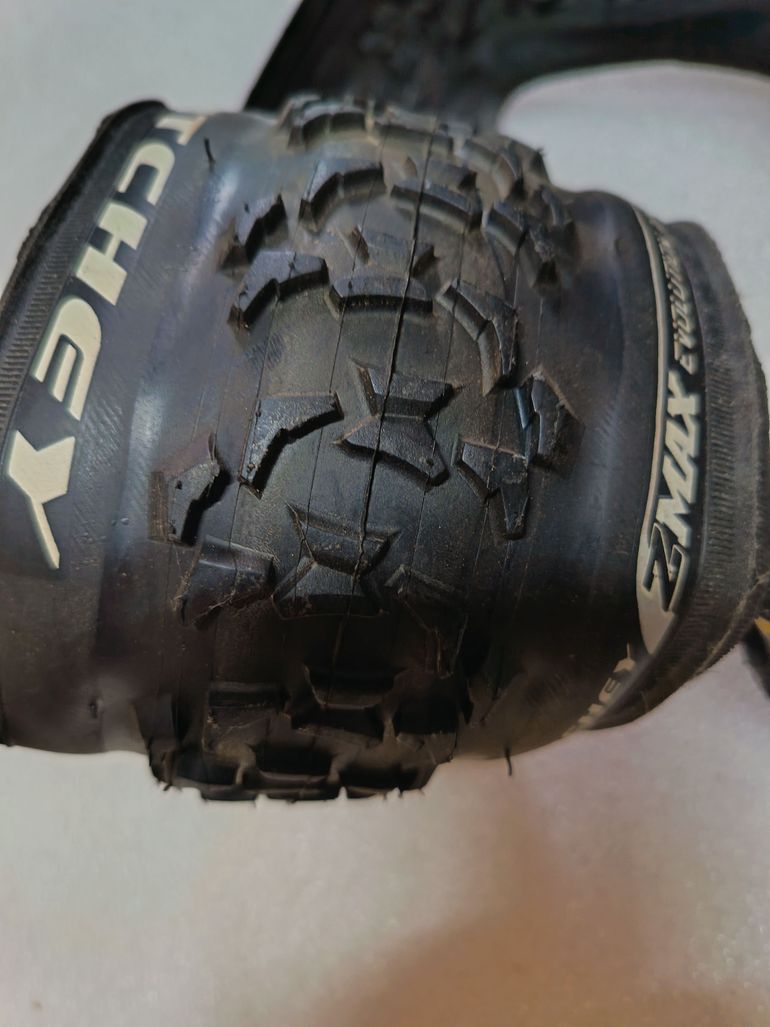 Used Ritchey z max évolution wsd 26x1.90 bike — image 2 of 4