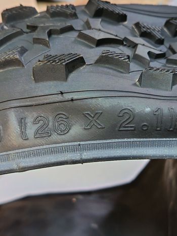 Used Schwalbe VTT Black Jack Folding 26x2.10 bike — image 4 of 4