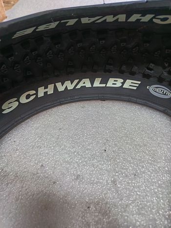 Used Schwalbe Racing Ralph 26x2.10 bike — image 3 of 4