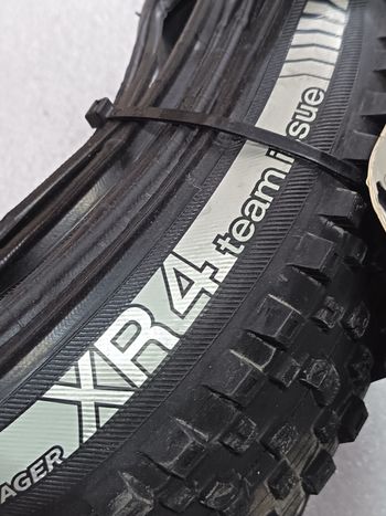 Used Bontrager XR4 Team Issue bike — image 3 of 3