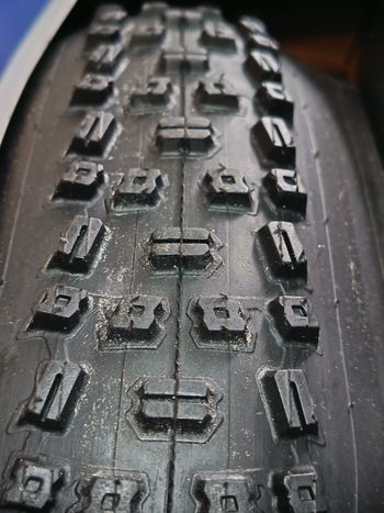 Used Schwalbe Nobby Nic Evo bike — image 2 of 4