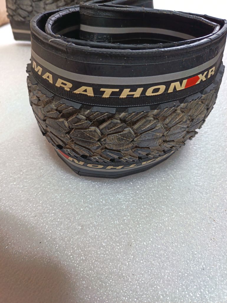 Used Schwalbe VTT XR Marathon bike — image 1 of 3