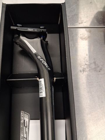 Used 2022 K-force Light 25.4 Seatpost bike — image 2 of 7