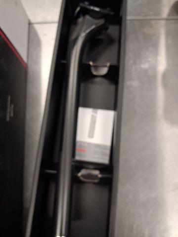 Used 2022 K-force Light 25.4 Seatpost bike — image 5 of 7