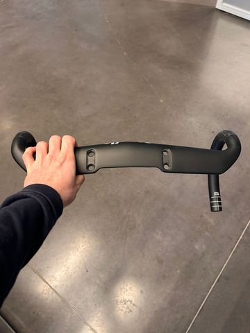 Używany Cervelo AB08 S5 Handlebar 420mm Cockpit