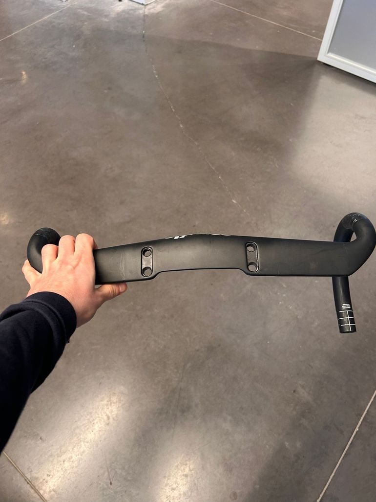 Used Cervelo AB08 AB08 S5 Handlebar 440mm bike — image 1 of 3