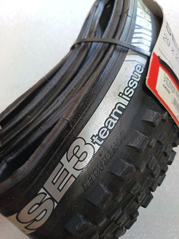 Used Bontrager SE3 Team Issue TLR bike — image 3 of 3