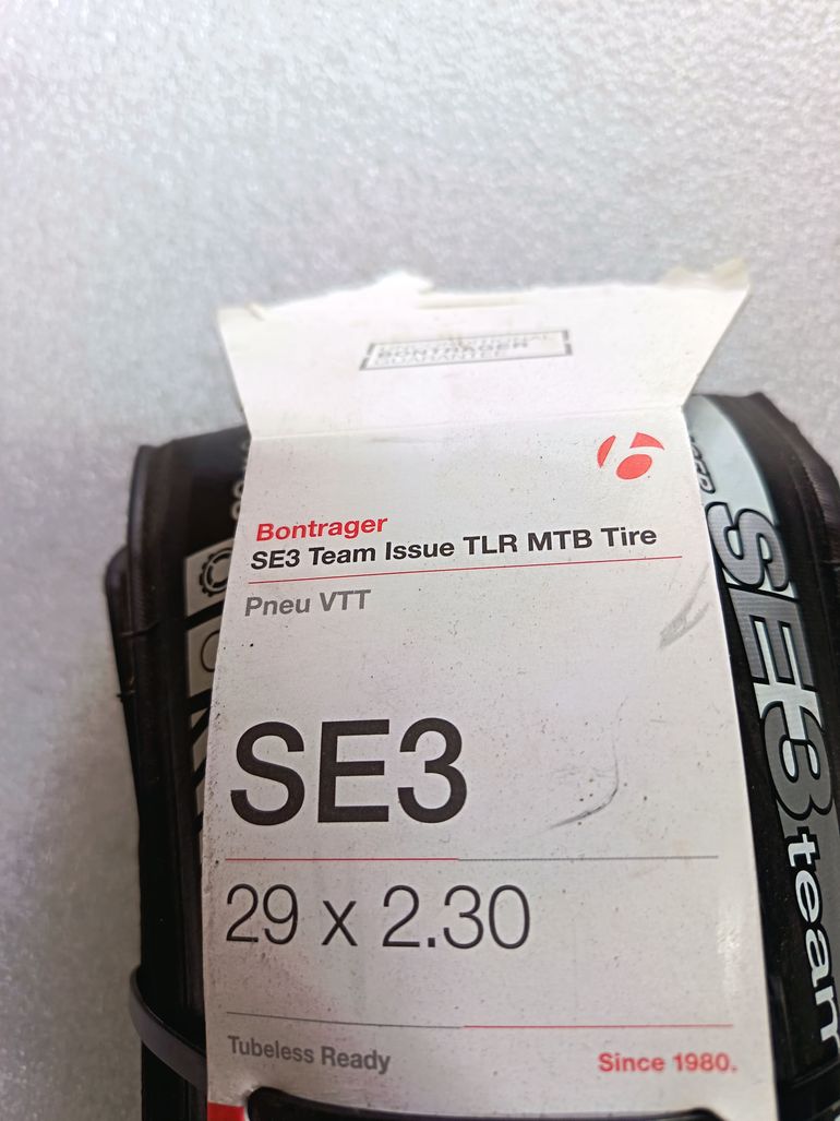 Used Bontrager SE3 Team Issue TLR bike — image 1 of 3