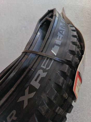 Used Bontrager SR5 Team Issue TLR bike — image 2 of 3