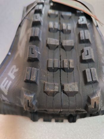 Used Bontrager SR5 Team Issue TLR bike — image 3 of 3