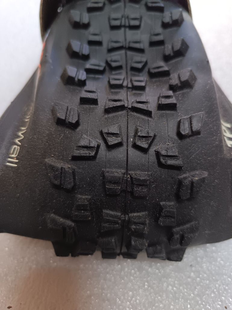 Used d'Eli tire Pneu VTT bike — image 3 of 3
