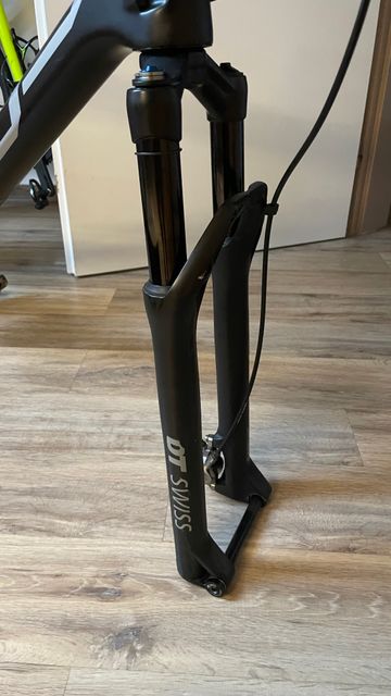 Gebrauchtes Dt Swiss F232 ONE Fork 29" BOOST 15x110 / 100mm bike — Bild 3 von 19