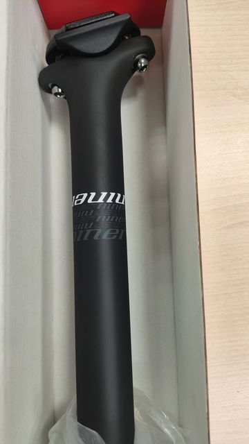 Used Niner RDO Carbon Seatpost 30.9x400mm bike — image 2 of 2