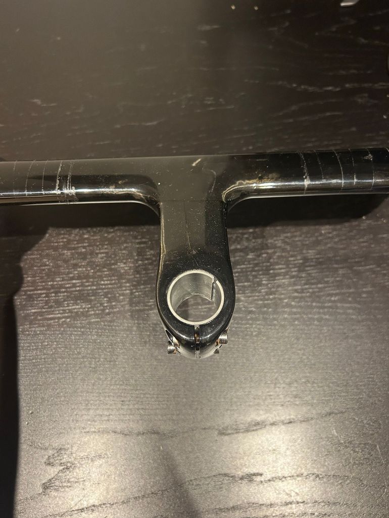 Used 2024 Carbon Gravelstuur bike — image 4 of 9
