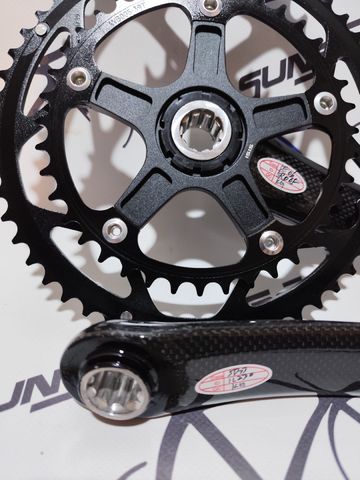 Used Bianchi carbon bike — image 10 of 11