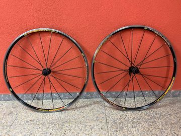 Käytetty 2006 Aksium RACE Wheels