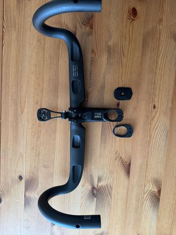 Used 2025 R41 Carbon Handlebar bike — image 2 of 9