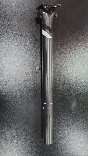Used Newmen Carbon Espigao de Selim 31.6x400mm 2026 bike — image 2 of 13
