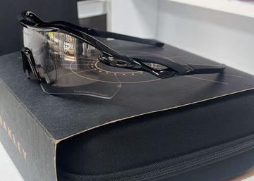 Used Oakley Radar Plate Fotocromáticas bike — image 2 of 2