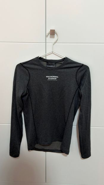 2025, Camiseta térmica de manga larga Talla S