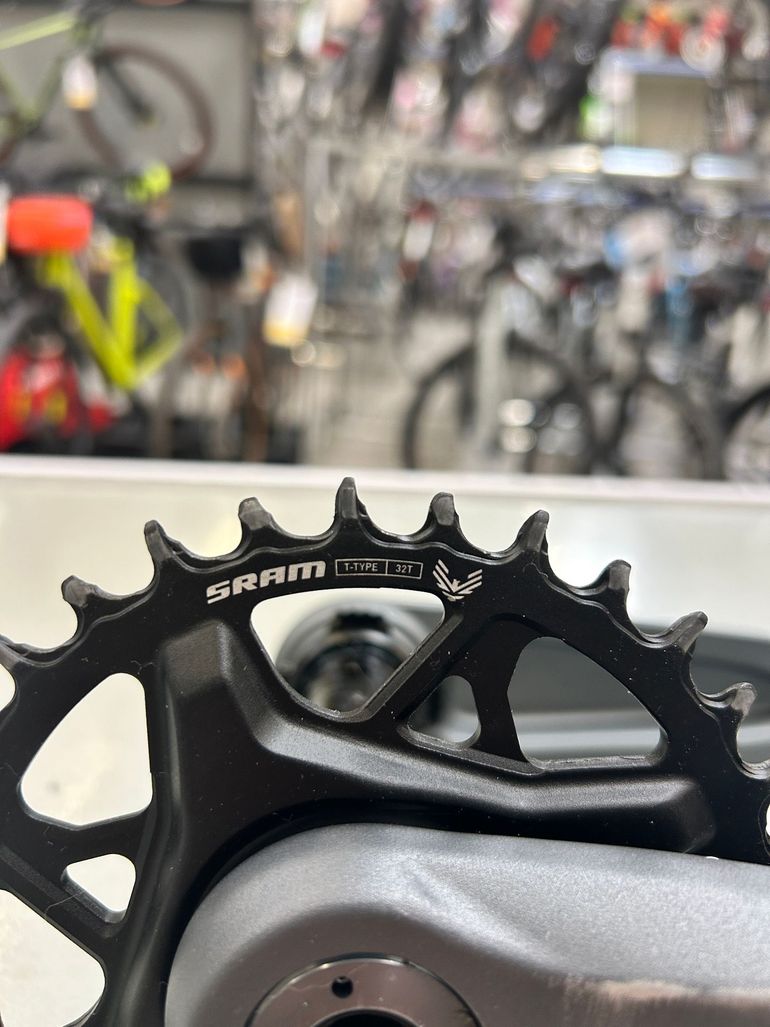 Used 2025 GX Crank bike — image 2 of 4