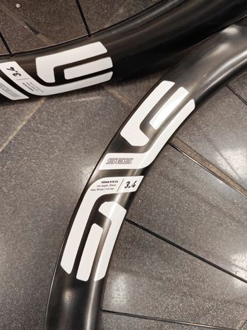 Used 2025 SES 3. 4 bike — image 6 of 6