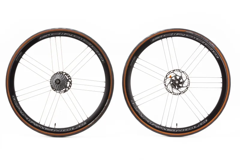 Used Campagnolo Scirocco disc with Comturo Duo 25C Wheels