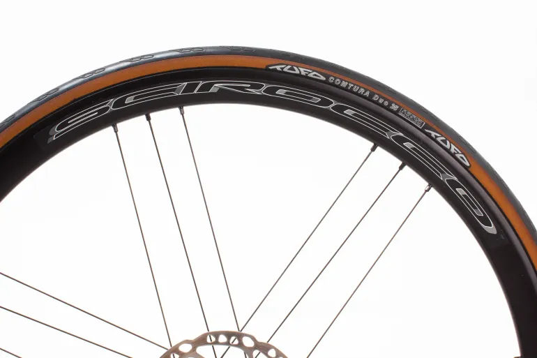 Used Campagnolo Campagnolo Scirocco disc with Comturo Duo 25C bike — image 3 of 12