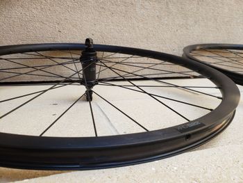 Used crd XRD522 Aluminum Clincher 700c Front Wheel 12mm x 100 bike — image 3 of 3