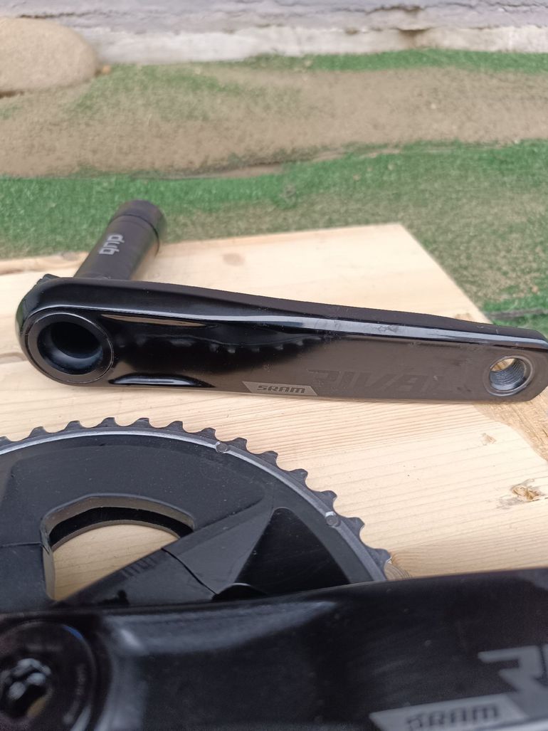 Used 2025 Rival AXS DUB 172.5 48-35 12-speed bike — image 4 of 6