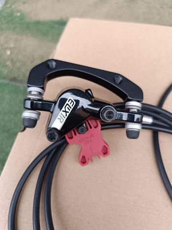 Used 2025 Elixir Disc Brakes bike — image 4 of 7