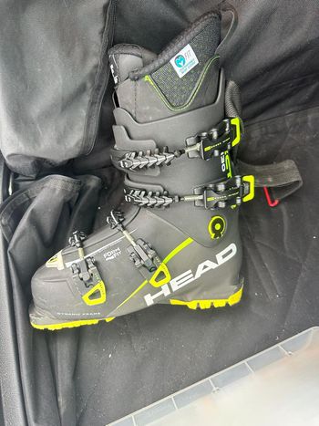 Used 2024 Vector Evo 130 Ski Boots 25.5 bike — image 1 of 5