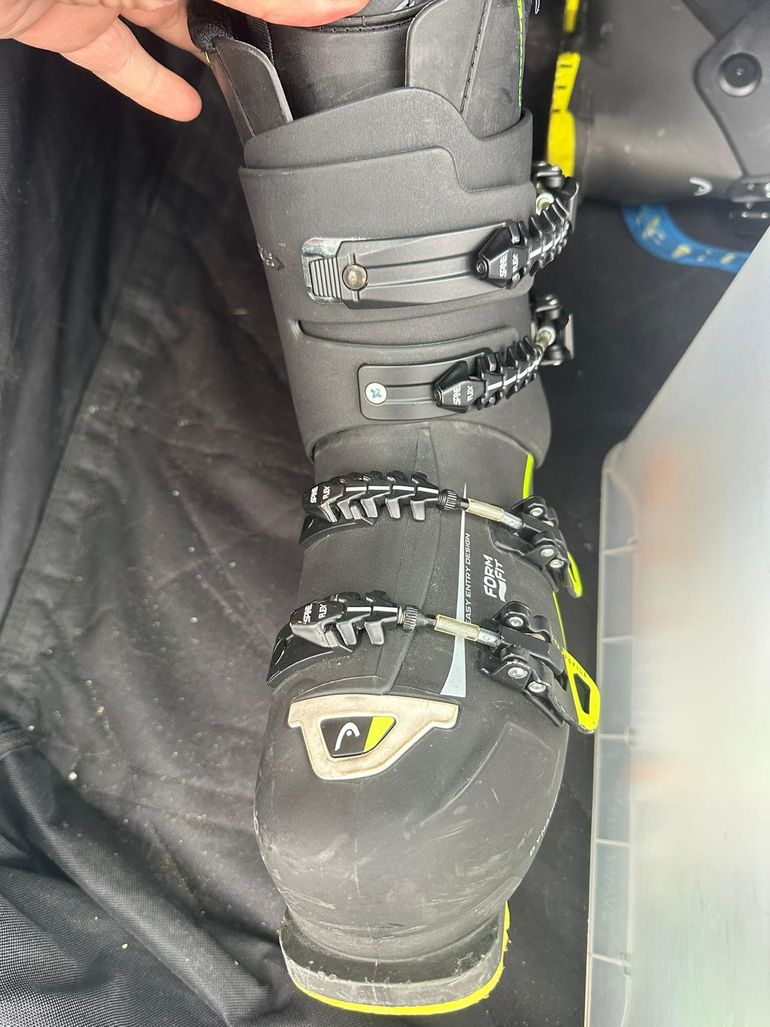 Used 2024 Vector Evo 130 Ski Boots 25.5 bike — image 3 of 5