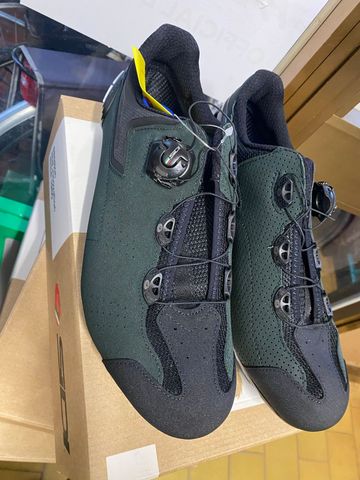 Używany 2025 Gravel Shoes Black Green Cycling Shoes