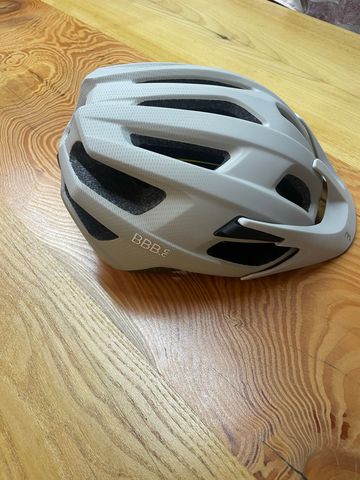 Used 2025 Kite 2.0 MIPS Helmet bike — image 2 of 5