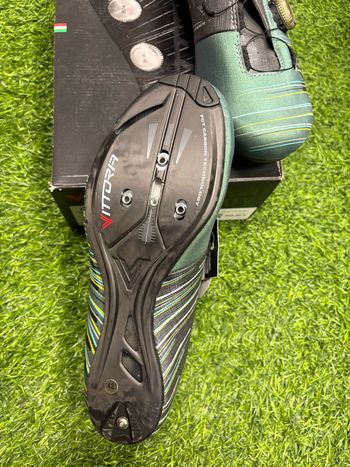 Used 2025 Zapatillas Bici Vittoria REVOLVE Carretera bike — image 3 of 3